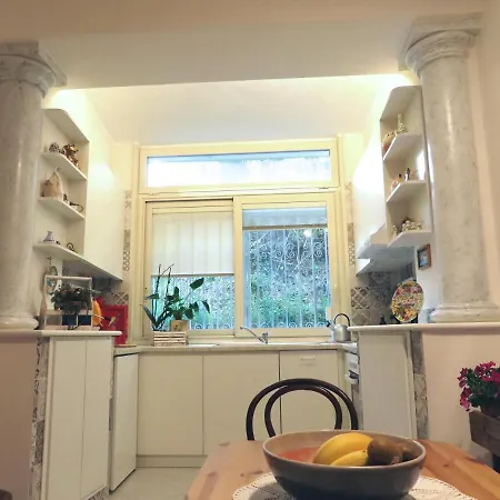 Casa Louga بيت للعطل